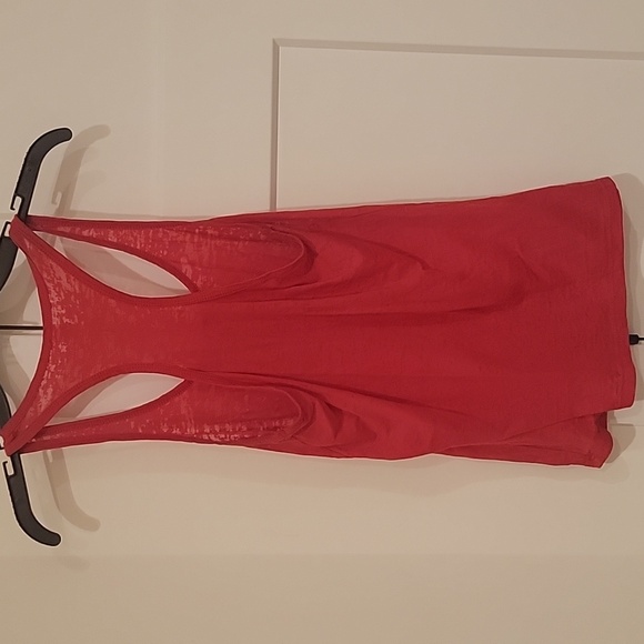 Racerback tee muscles and mascara - Picture 3 of 3